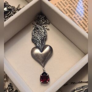 Bloodmilk Special Pyre Chapter 1 With Garnet Necklace